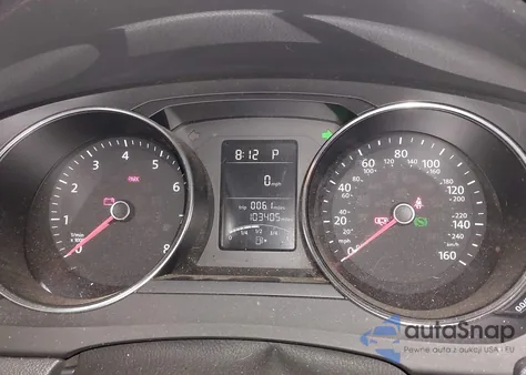 2017 Volkswagen Jetta 1.4T S z USA, uszkodzony, nr VIN 3VW2B7AJ8HM323821